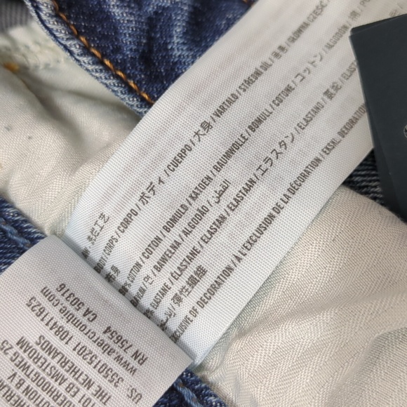 Hollister Women's High Rise Distressed Mom Denim Jeans - Picture 11 of 11